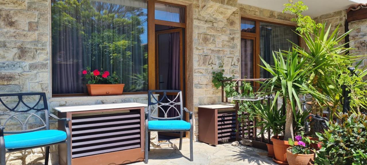 Kirios Hotel Nessebar Exterior foto